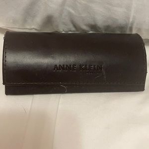 Ann Kline Eyeglasses Case + Bonus